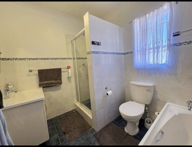 2 BEDROOM TOWNHOUSE FOR SALE IN NEW REDRUTH